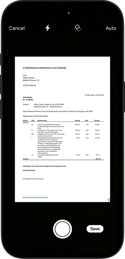 The photo shows an doctor's invoice on a smartphone.