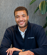 Profilbild von Dr. Jonathan Apasu